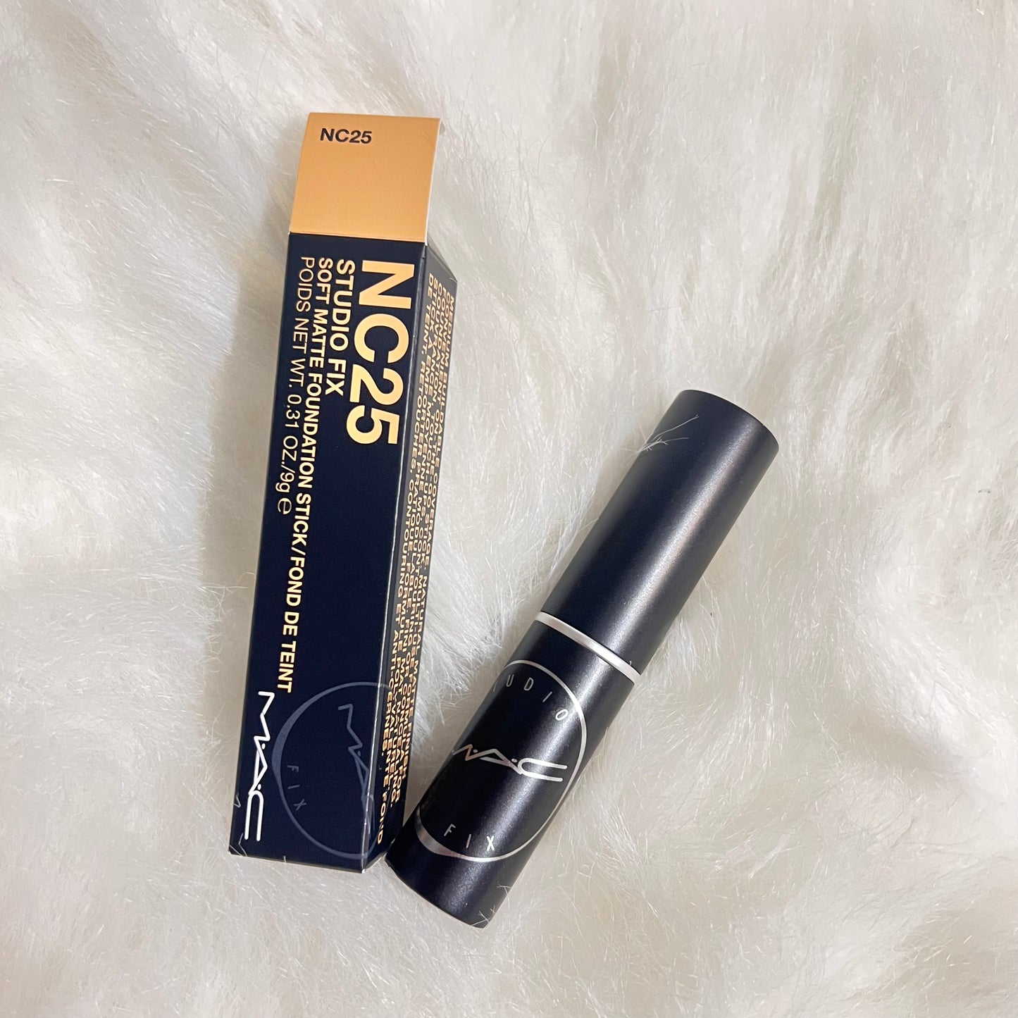 MAC Studio Fix Soft Matte Foundation stick NC25