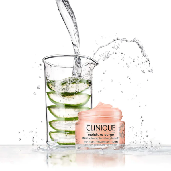 CLINIQUE Moisture Surge™ 100H Auto-Replenishing Hydrator Moisturizer - 30 mL - Image 6