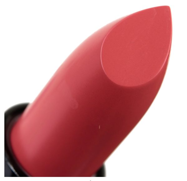 MAC Love me Lipstick - Tres Blasè